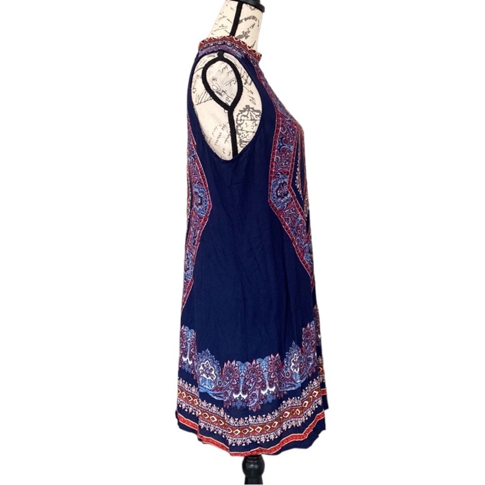 Xhileration Dress - Picture 3 of 8